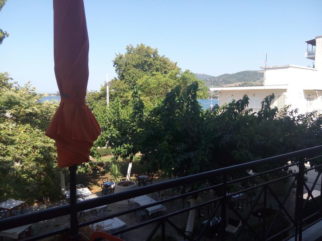 Anastasia - Efthimios Apartments Agios Konstantinos  Exterior foto